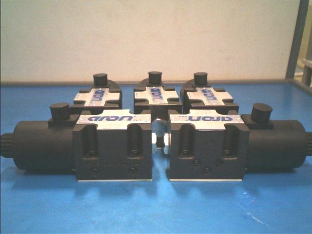 ARON¡Һa(chn)Ʒ 
P(gun)I:2011-02-11